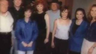 Watch Loretta Lynn Country In My Genes video