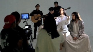 Cek Toko Sebelah Behind The Scenes Audio Klip 34 Berlari Tanpa Kaki 34 Cek Toko Sebelah Behind The Scenes Audio Klip 34 Berlari Tanpa Kaki 34
