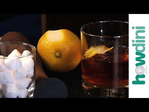  Fashion Drink on Cocktail Recipe For An Old   Fashioned   A Classic Bourbon Drink
