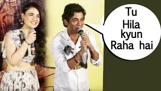 Sunil Grover Trolling Reporter & FUNNIEST Moment At Pataka Trailer Launch