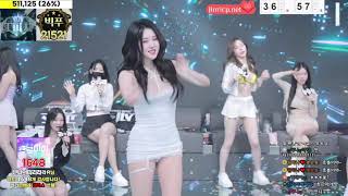 Jinricp女團 Eli 엘리 Eli05021212 氣場果然不凡二隻白兔甩了起了來 Jinricp