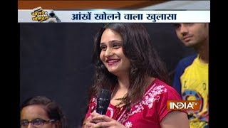 Hacking Expert Saket Modi Hacks Phone of a Girl Sitting in the Audience Hacking Expert Saket Modi Hacks Phone of a Girl Sitting in the Audience