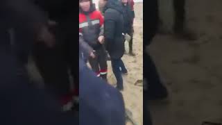 В Казахстане Протестующие Начали Брать В Плен Военных