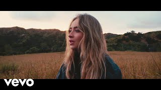 Смотреть клип Sabrina Carpenter - Exhale