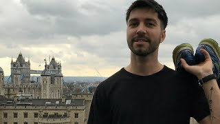 Runners unite to finish Masterchef contestant's London marathon in his memory | ITV News Runners unite to finish Masterchef contestant's London marathon in his memory | ITV News