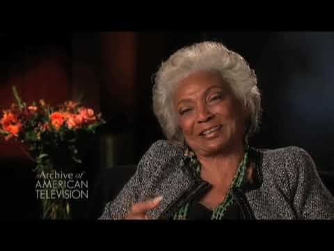 Nichelle Nichols on filming the first interracial kiss on television - EMMYTVLEGENDS.ORG