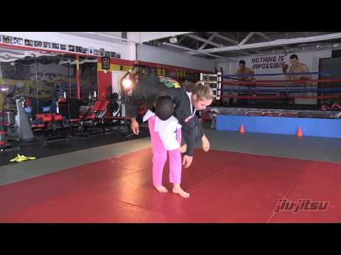 Issue 12: Ronda Rousey - Sode Tsurikomi Goshi