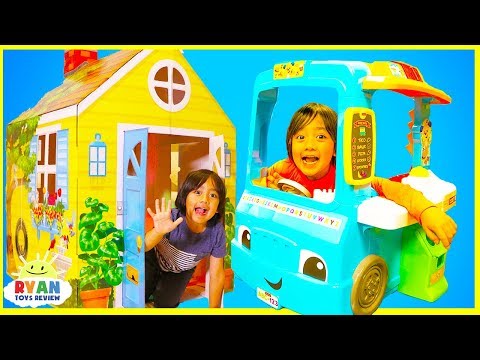 Ryan Pretend Play with PlayHouse and Cooking Food Truck