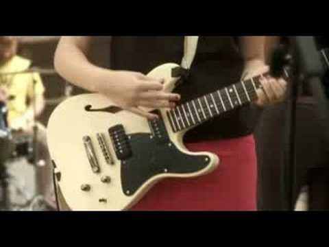 Fossil, I Video