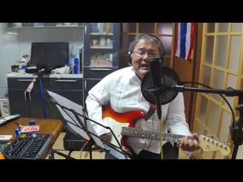 テトラポットの林の中で  by Masanori Miyakoshi