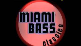 Ao Som Do Miami Bass Batento Forte Ao Som Do Miami Bass Batento Forte