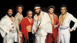 Watch Isley Brothers Aint Givin Up No Love video