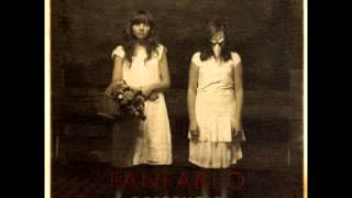 Watch Fanfarlo Deconstruction video