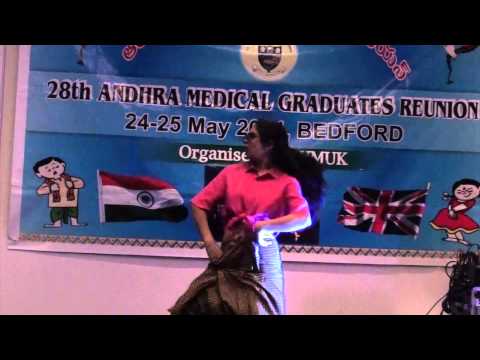 Lungi Dance by Hrudita Dhannapuneni from Chennai Express