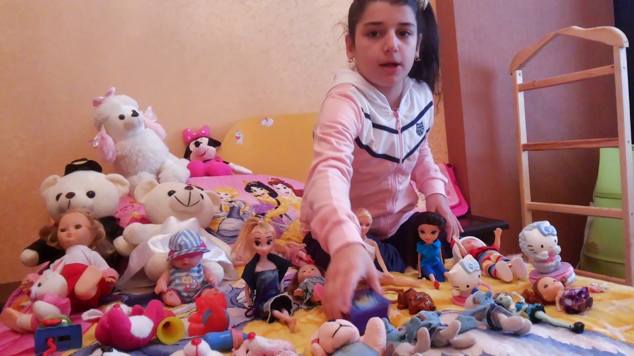 Анетта и Лена Лав обожают игрушки которые не нужно делить между собой 