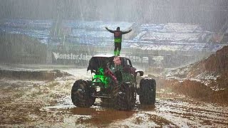 CRAZIEST Monster Jam World Finals Race EVER?!! Grave Digger vs Son-uva Digger in Monsoon! 2022