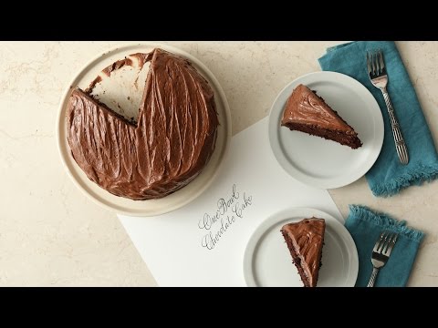 VIDEO : one-bowl chocolate cake- martha stewart - here's a chocolatehere's a chocolatecake recipethat you can bake while you're enjoying dinner. it's that quick. get thehere's a chocolatehere's a chocolatecake recipethat you can bake whil ...