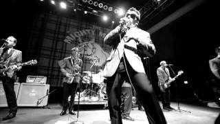 Watch Mighty Mighty Bosstones Bronzing The Garbage video