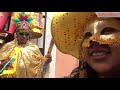 Promocionan piñatas de políticos y personajes de la farándula en el Mercado central