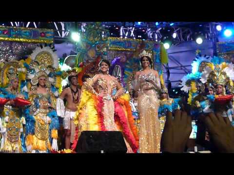 CORONACION CALLE ARRIBA 2012 DE SRM. ASTRID CAROLINA TEJADA BRYDEN
