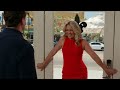 Chloe Tries to Seduce Greg - American Housewife