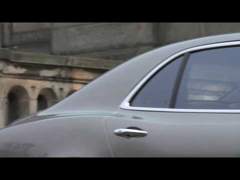 Bentley Mulsanne first driving footage