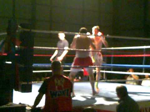Round 4 of Matt Murt's Muay Thai Championship fight Penzance Leisure centre 26/07/09. Round 4 of Matt Murt's Muay Thai Championship fight Penzance Leisure centre 26/07/09.