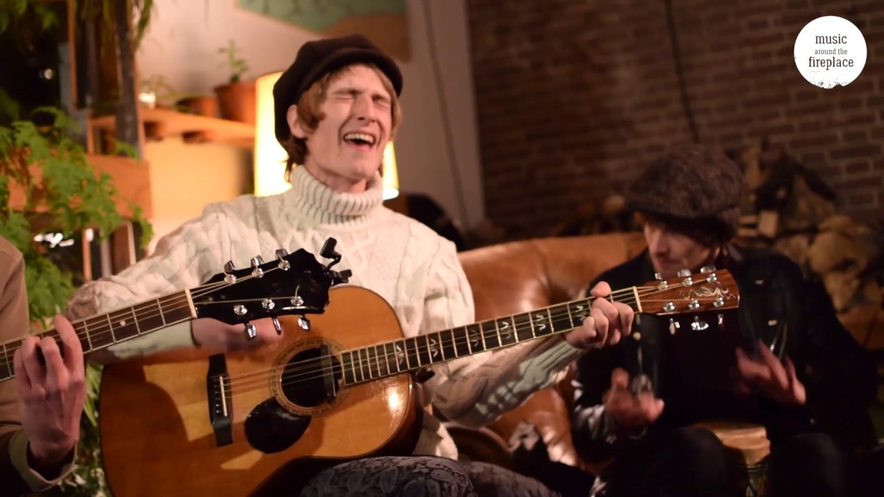 Dull & Bored | Live @ Music Around the Fireplace