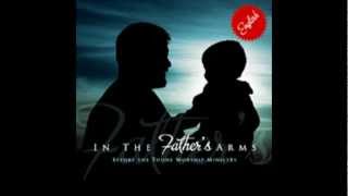 Watch Diante Do Trono In The Fathers Arms video