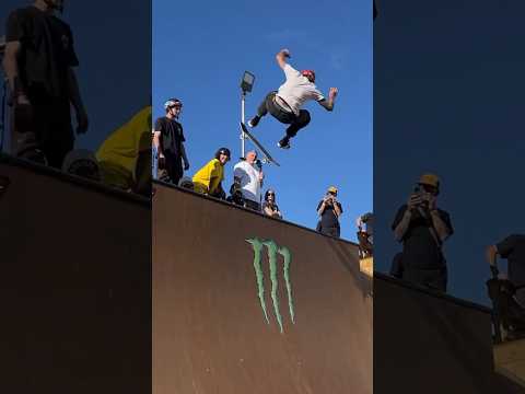 HE WENT FULL COMMITMENT #VERT #TAMPAPRO #SKATEBOARDING