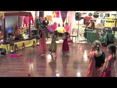 Les Enfants dEolia - Koi ladki hai (Bollywood).mov