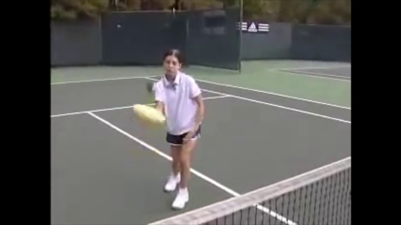 How to Start Young Children Who Are Interested in Tennis