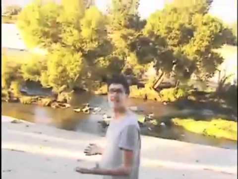 Crazy thing attacks skateboarders!
