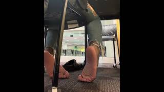 Crocs No Socks. Shoeplay Soles In Library Asmr