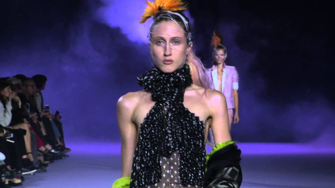 Put on a fashion show 22 Put on a fashion show 48