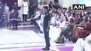 M S Dhoni Receiving Padma Bhushan 2018
