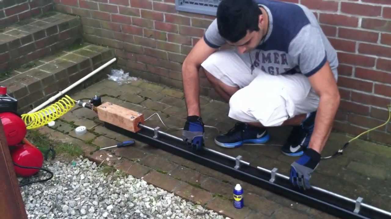 Split Hopkinson Pressure Bar Test 1 YouTube