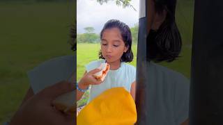 Pihu Ne Kanha Ka Sandwich Kha Lia Tha