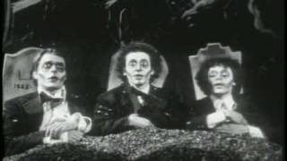 Watch Oingo Boingo Tender Lumplings video