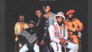 Watch Isley Brothers You Walk Your Way video