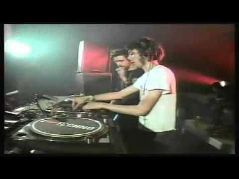 Justice - I Love Techno 2006 (live)