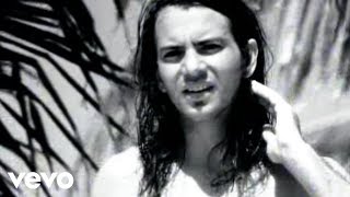 Watch Pearl Jam Oceans video