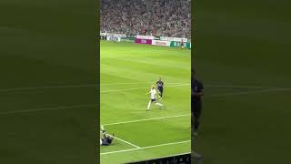 4Wqmpm4SJf8 Video Image