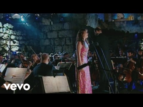 Charlotte Church - Guide Me Oh Thou Great Redeemer (Live From Jerusalem 2001)
