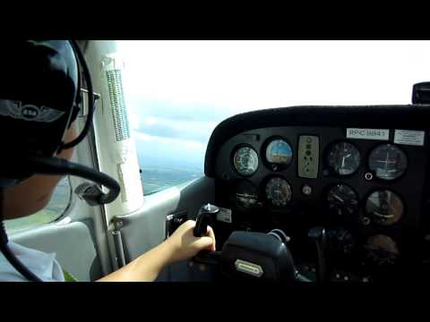 Flying a Cessna 172 on my 12th Birthday (1/2)