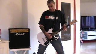 Watch Ramones Scattergun video