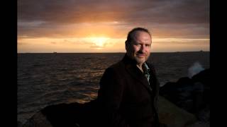 Watch Colin Hay Here In My Hometown video