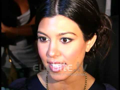 Pregnant Kourtney Kardashian craves Famous Cupcakes