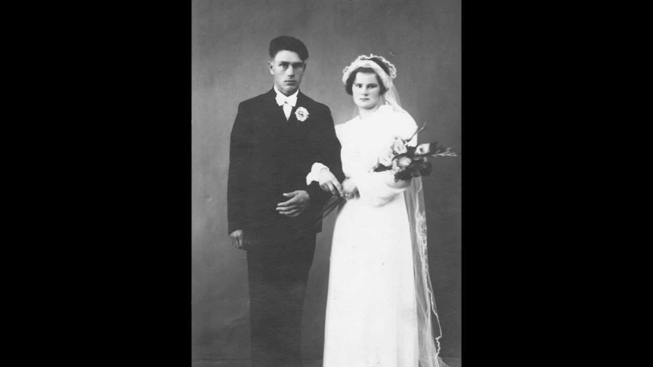 Jörgen Petersen - Akselin Ja Elinan Häävalssi / Romanssi Jörgen Petersen - Akselin Ja Elinan Häävalssi / Romanssi