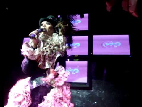 bebe zahara benet. BeBe Zahara Benet Performance Video By Diamond Dunhill. Recorded 4.04 2009.